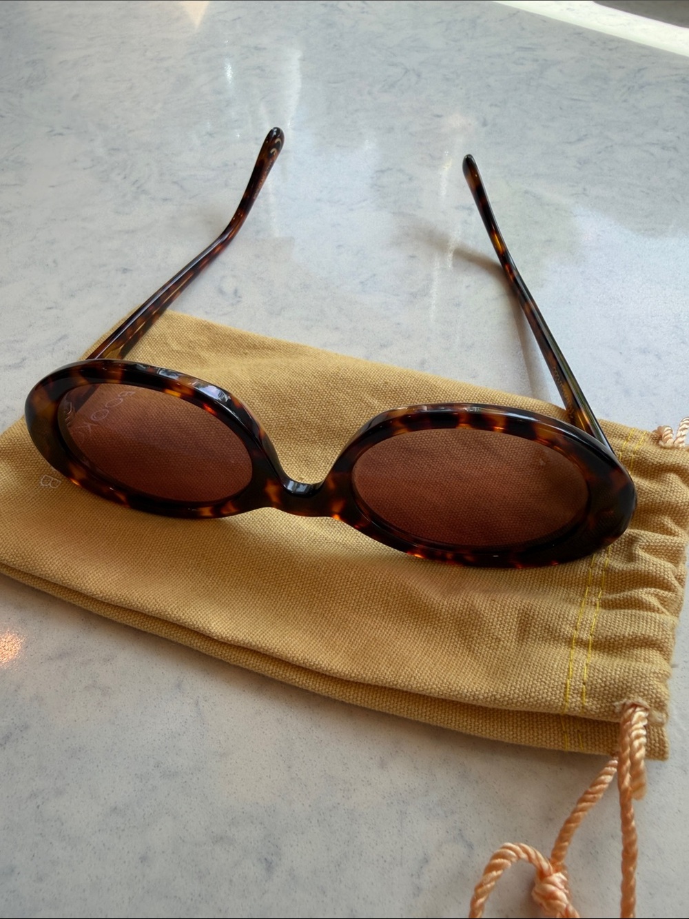 Madewell Russell Oval Sunglasses - Picture 6 of 10